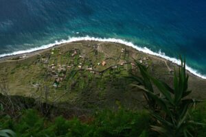 Achadas da Cruz | Met de kabelbaan naar Fajã da Quebrada Nova