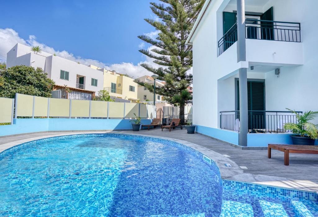 Hotel zwembad Funchal goedkoop Hotel zwembad Funchal goedkoop