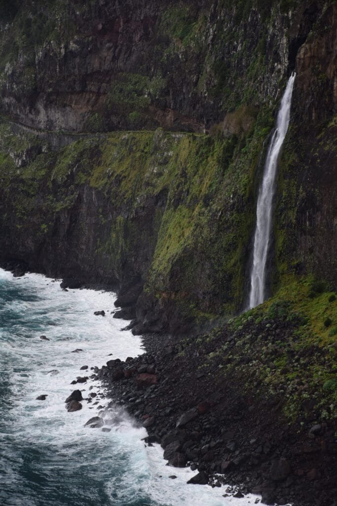 Véu da Noiva noord-madeira waterval