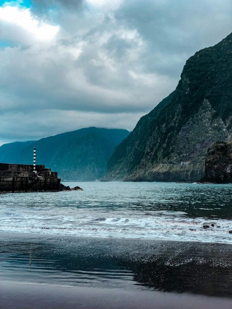 Zwart lavastrand Madeira